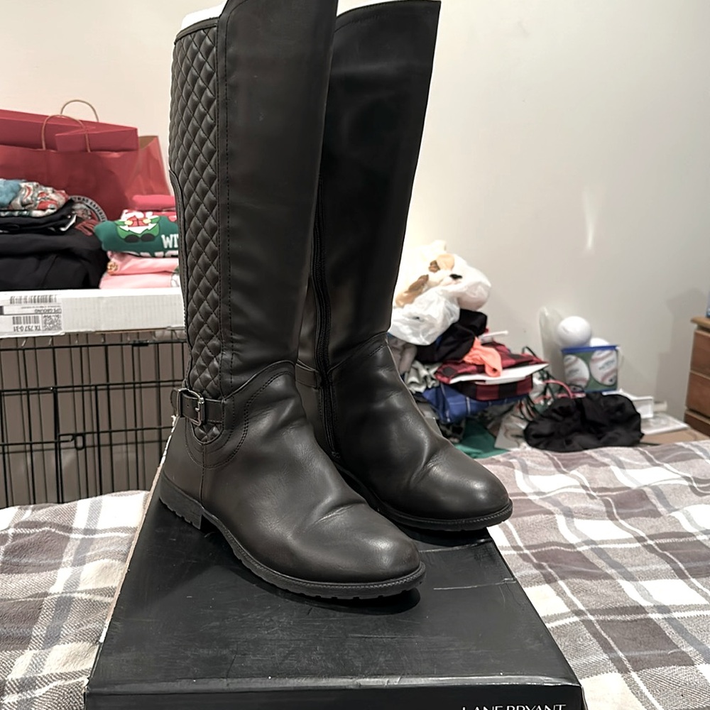 Excellent condition Lane Bryant extra wide calf boots 8W